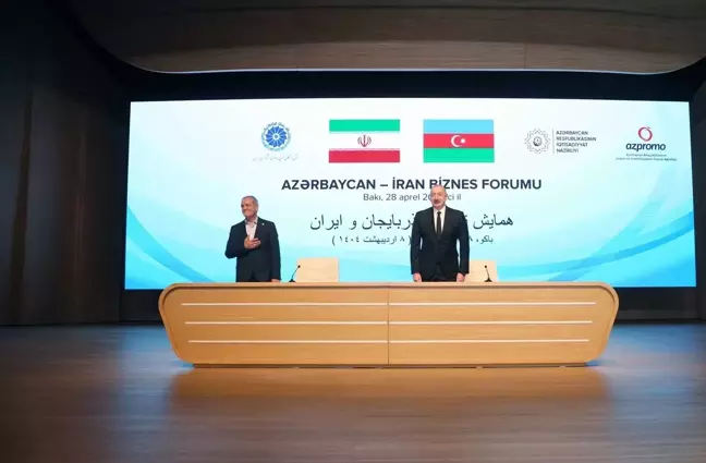 Bakü'de Aliyev ve Pezeşkiyan'ın katılımıyla Azerbaycan-İran İş Forumu düzenlendi