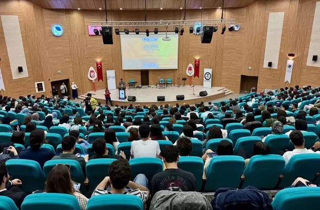 KAEÜ'de 8. Ulusal Ahi Evran Tıp Öğrenci Sempozyumu Gerçekleşti