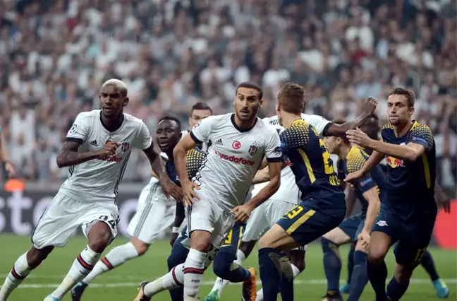 İlk Yarı Beşiktaş'ın Üstünlüğüyle Bitti