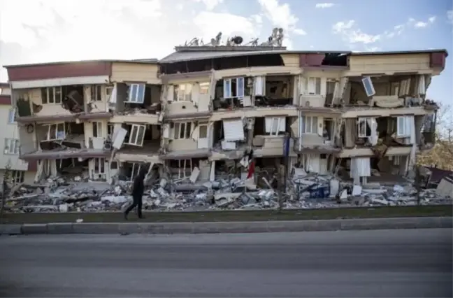 Kahramanmaraş depreminde kaç kişi hayatını kaybetti? 17 Şubat ölü ve yaralı sayısı kaç oldu?