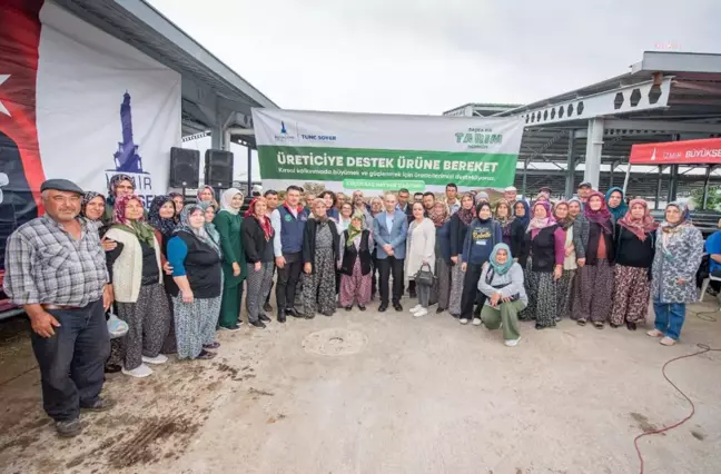 İzmir Büyükşehir'den Üreticiye 385 Küçükbaş Hayvan Desteği… Tunç Soyer:
