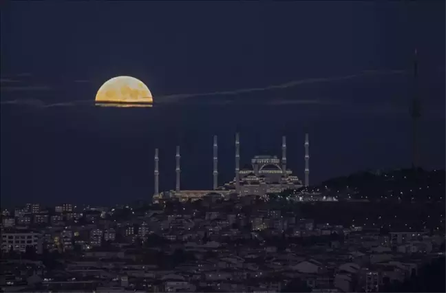 MAVİ AY GÖRÜLDÜ MÜ? Mavi Ay ne zaman ve en iyi nerede görülür, izlenir?