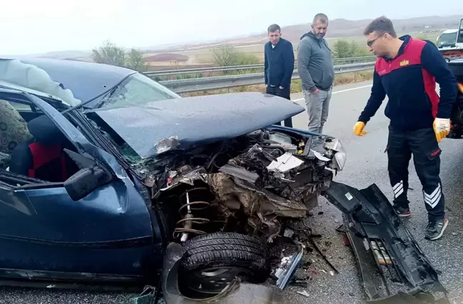 Çorum'da Trafik Kazası: 4 Yaralı