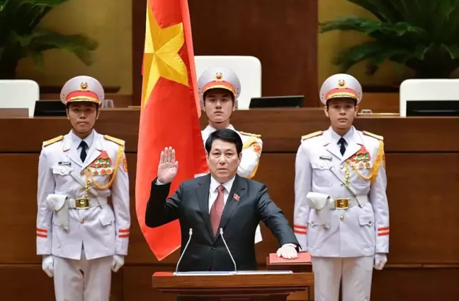 Vietnam'da Yeni Devlet Başkanı Luong Cuong Seçildi