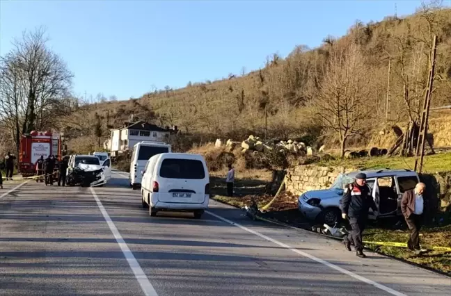 Fatsa'da Trafik Kazası: 2 Ölü, 5 Yaralı