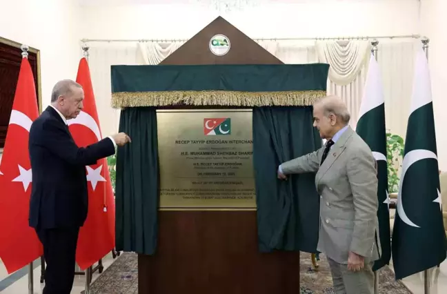 Pakistan'da bir kavşağa Cumhurbaşkanı Erdoğan'ın adı verildi