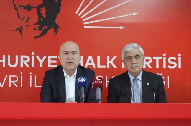 CHP Genel Başkan Yardımcısı Murat Bakan, Cezaevindeki Siyasi Tutukluları Ziyaret Etti