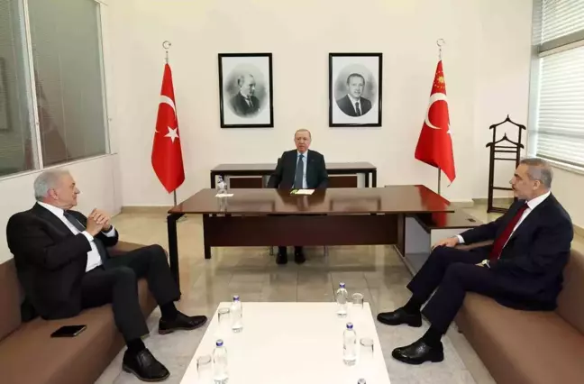 Cumhurbaşkanı Erdoğan, Eski Yunanistan Dışişleri Bakanı Avramopoulos'u Kabul Etti