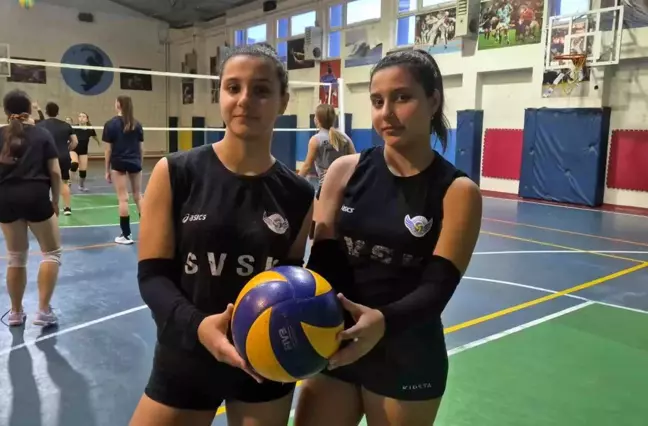 İkiz Kardeşlerin Voleybol Tutkusu: Milli Forma Hayali