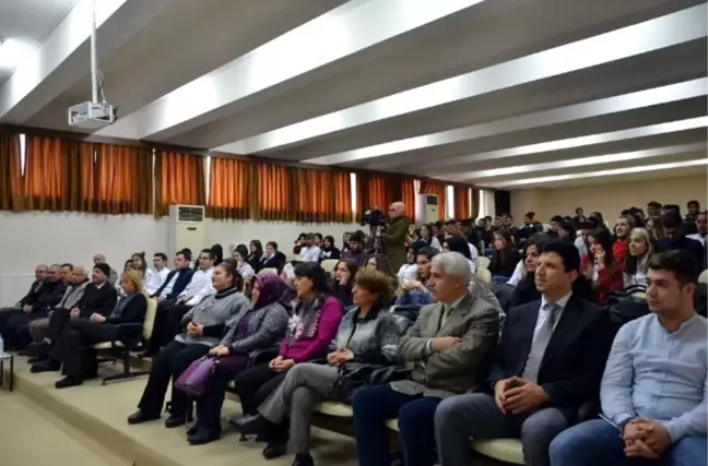 Hrü Sosyal Bilimlerde 'Bir Tutam Mutfak' Söyleşisi Gerçekleştirildi