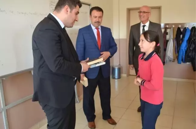 İvrindi' de Okuma Saatleri Devam Ediyor