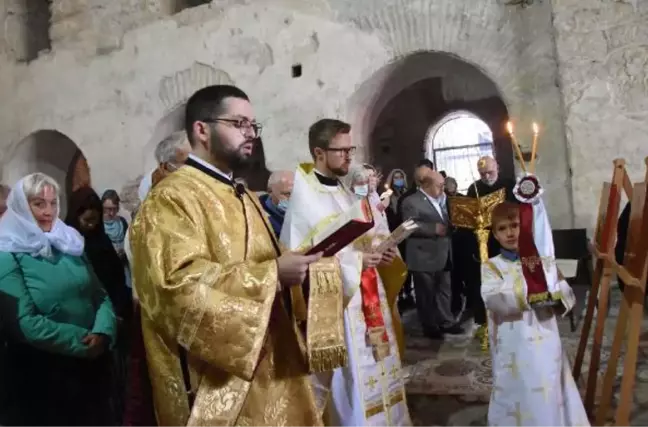 'NOEL BABA' OLARAK TANINAN AZİZ NİKHOLAOS ANTALYA'DA ANILDI