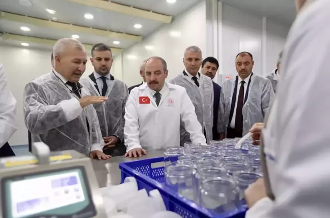 Sakarya gündem: Bakan Varank, Sakarya'da Seracılık Mükemmeliyet Merkezi'ni gezdi Açıklaması