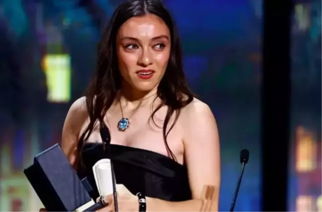 Merve Dizdar kimdir? Merve Dizdar kaç yaşında, nereli? Merve Dizdar hayatı ve biyografisi!