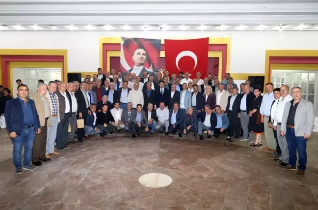 Nazilli Belediye Başkanı Muhtarlar Günü'nü kutladı