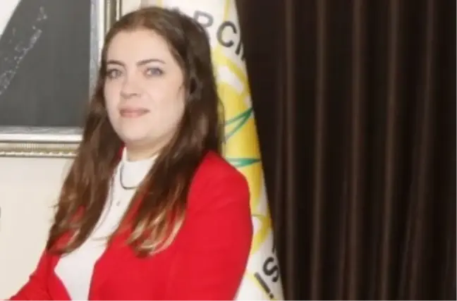 Özge Yılmaz kimdir? İYİ Parti Yalova Çınarcık Belediye Başkan adayı Özge Yılmaz kimdir?