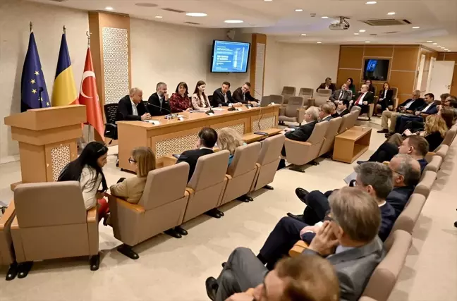 Romanya-Türkiye İlişkileri Kitabı Ankara'da Tanıtıldı