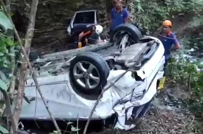 Samsun'da Uçuruma Yuvarlanan Araçta Bir Kişi Hayatını Kaybetti