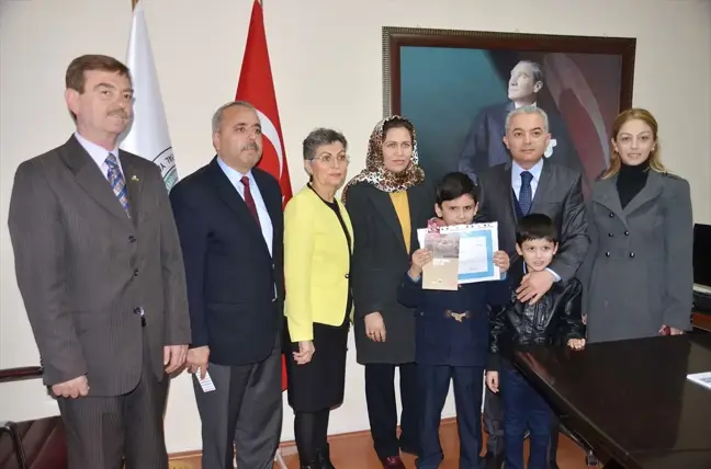 Turgutlu'da En Çok Kitap Okuyanlar Ödüllendirildi