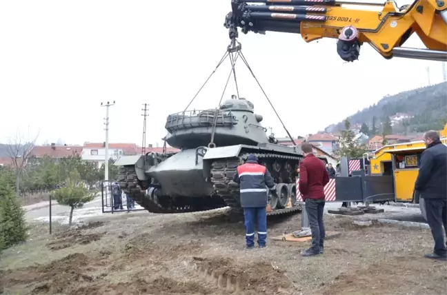 Tarihi Tank Müzedeki Yerini Aldı
