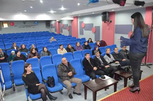 Söke'de Öğrenci Velilerine Sınav Eğitimi