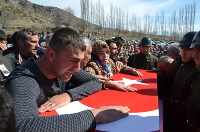 Dha Yurt; Şehit Uzman Çavuş, Gözyaşlarıyla Uğurlandı
