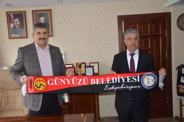 Eskişehir İl Müftüsü Bekir Gerek, Başkan Arayıt'ı Makamında Ziyaret Etti.