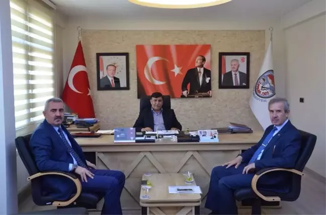 Hak-İş Genel Başkan Yardımcısı Halil Özdemir: Kütahya'da 3 Bin 500 Üyemiz Var