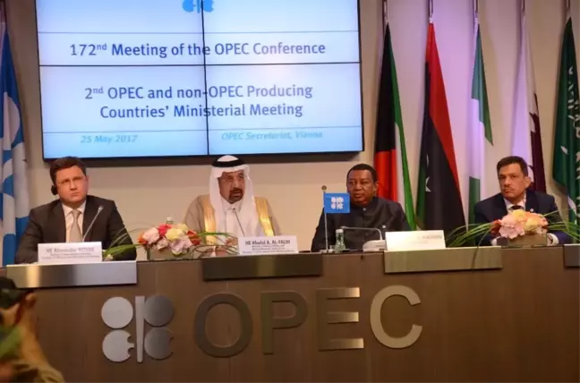Opec, Petrol Üretimini Kısma Kararını 9 Ay Daha Uzattı