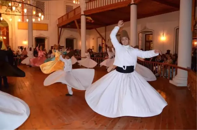 Gelibolu Mevlevihanesi'nde İftar
