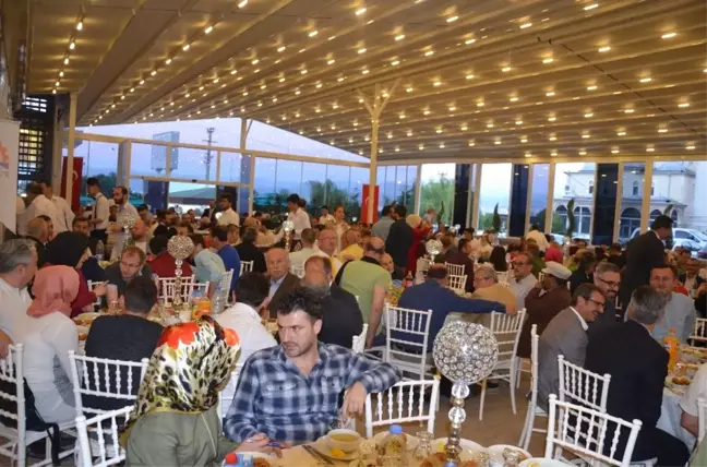 Fatso'dan Ödüllü İftar