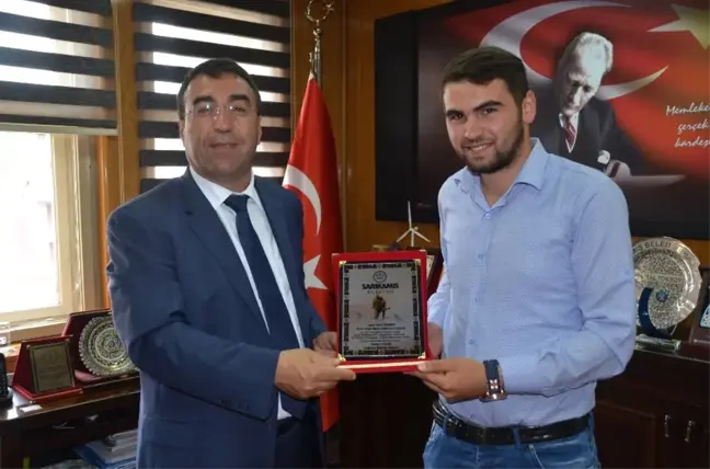 Başkan Toksoy'dan Basın Bayramında Gazetecilere Plaket