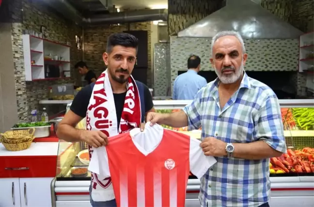 Aziz Yiğit: