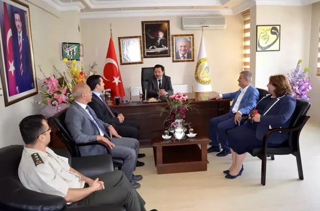 Vali Balkanlıoğlu'dan Ferizli'ye Ziyaret