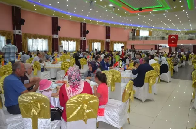 Iğdır'da Şehit Yakınları ve Gaziler Yemekte Buluştu