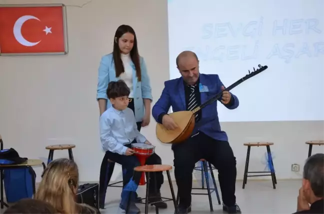Fatsa'da 'Otizm İçin Çal' Etkinliği