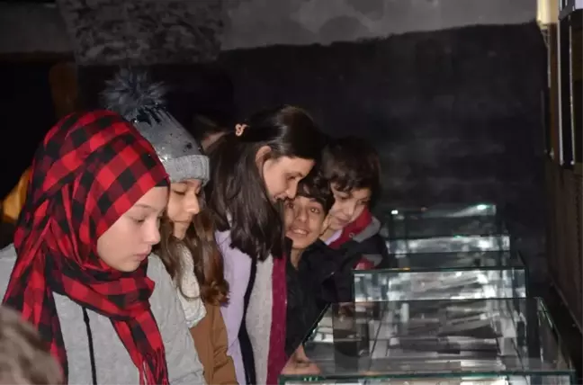 Öğrenciler Maden Müzesini Gezdi