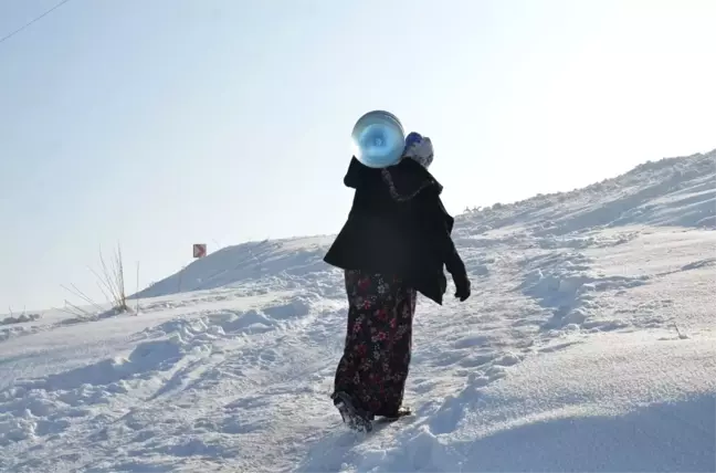 Köylülerin Su Çilesi