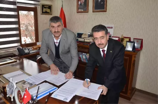 Günyüzü Belediyesinde Sosyal Denge Tazminatı Sözleşmesi İmzalandı