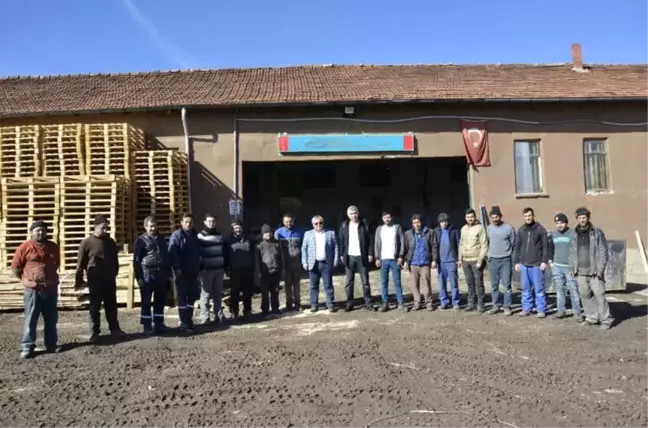 İşçiler Bir Günlük Yevmiyelerini Mehmetçik Vakfı'na Bağışladılar
