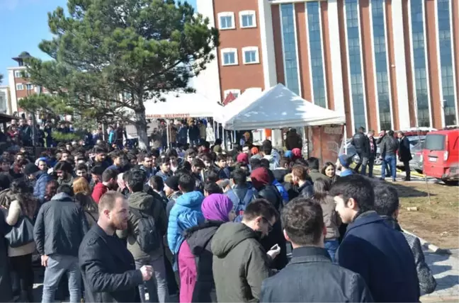 Belediye Başkanından Öğrencilere Sucuk Ekmek