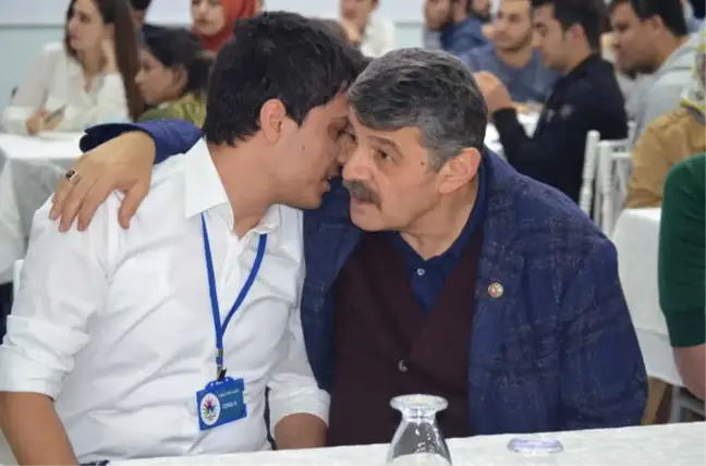 Genç Gönüllüler Derneği Şehit Ailelerine Yardım Gecesi Düzenlediler