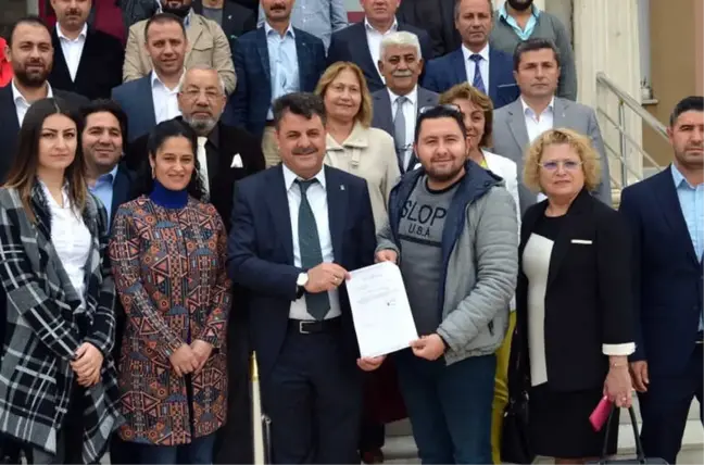 Didim AK Parti'de Subaşı Mazbatasını Aldı