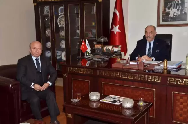 Eski Bakan Kutbettin Arzu'dan, Başkan Yücelik'e Ziyaret