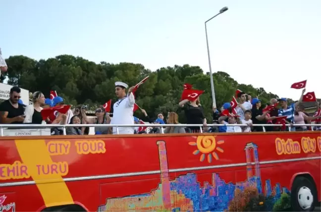 Didim'de Engelsiz Fest Heyacanı Sürüyor