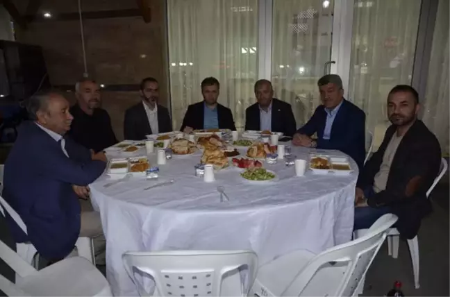 Başkan Yiğit İftarda Personeli ile Bir Araya Geldi