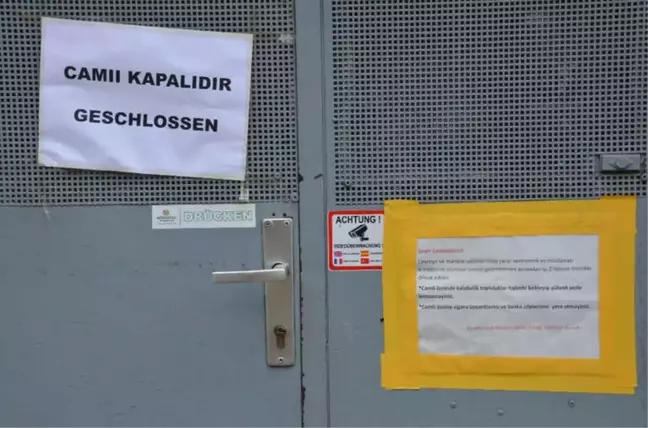 Avusturya'da Türklerden Cami Kapatma Tepkisi