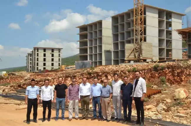 Kemalpaşa'da TOKİ Hızla Yükseliyor