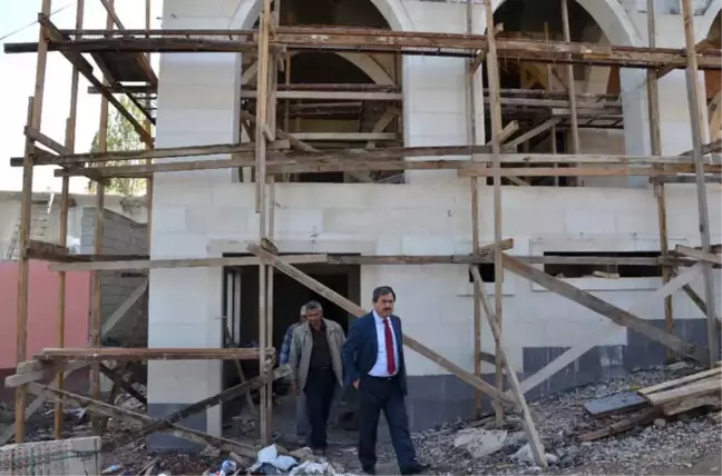 Yenice Mahallesindeki Cami Restore Ediliyor