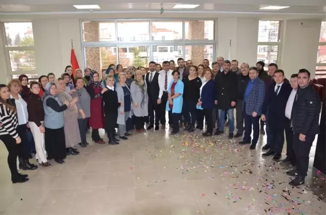 Başkan Yüzügüllü'ye Sürpriz Hayırlı Olsun Ziyareti